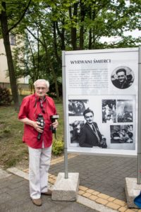 Read more about the article Wyrwani śmierci, wystawa fotografii
